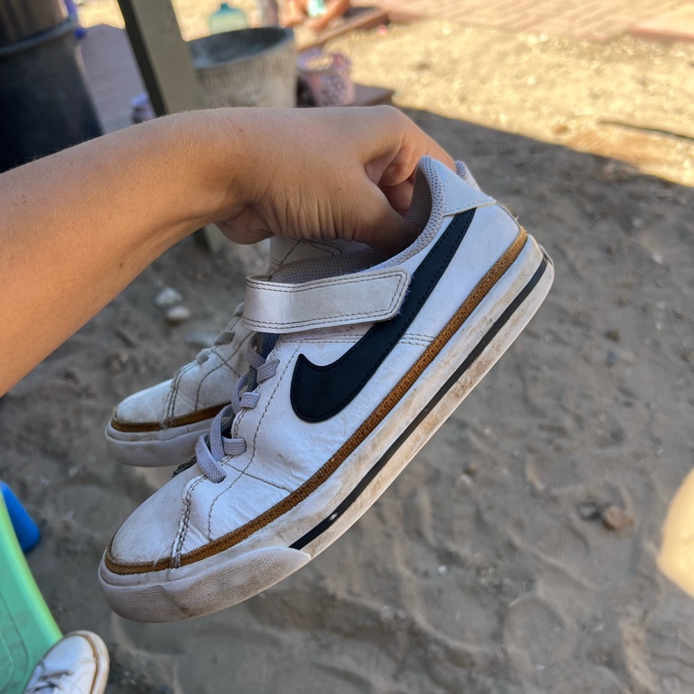 Nike Court Legacy Sneakers Childrens Size 2.5 Y Nike Shoe